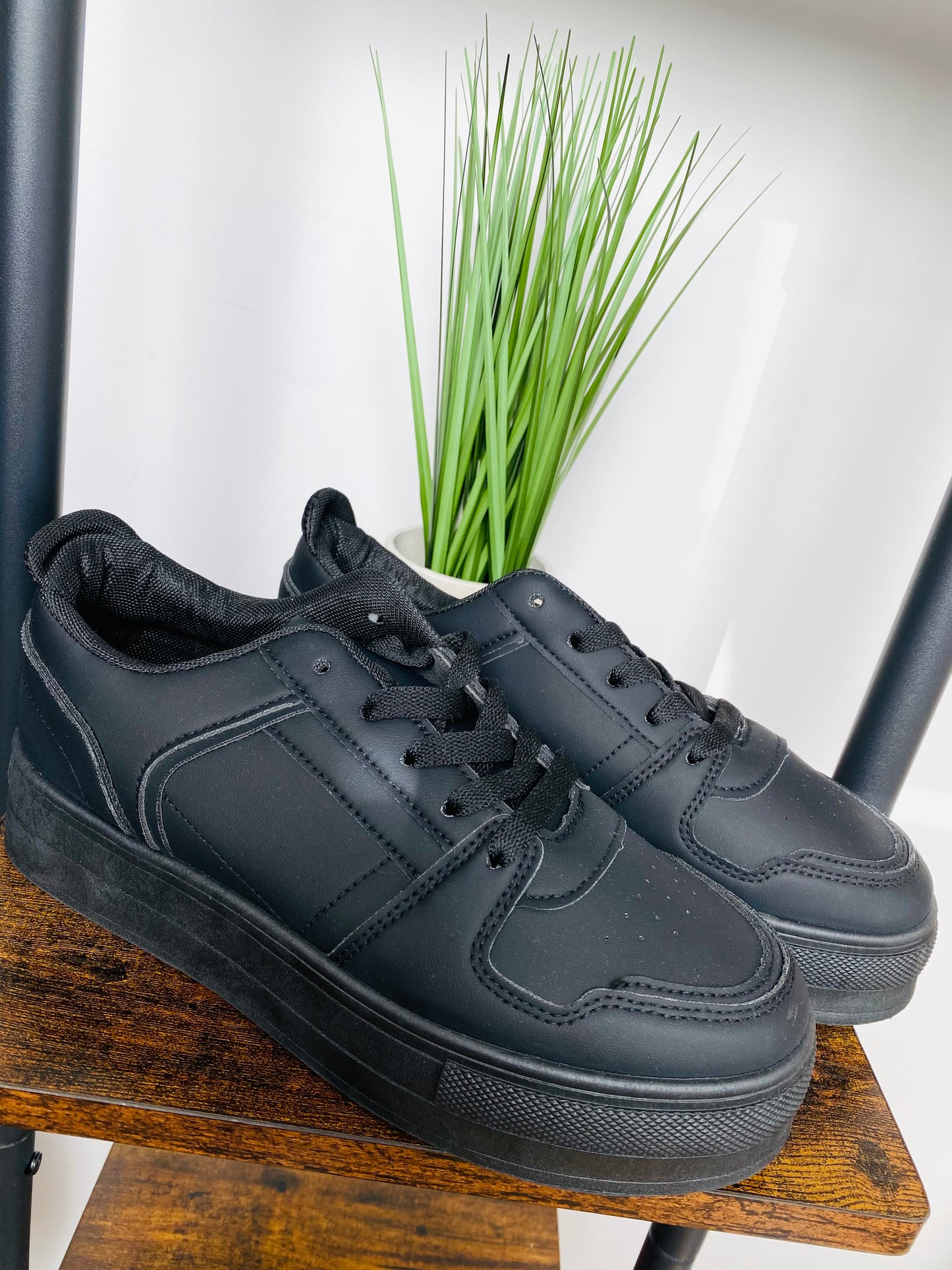 Platform Trainer In Black (CLEARANCE)