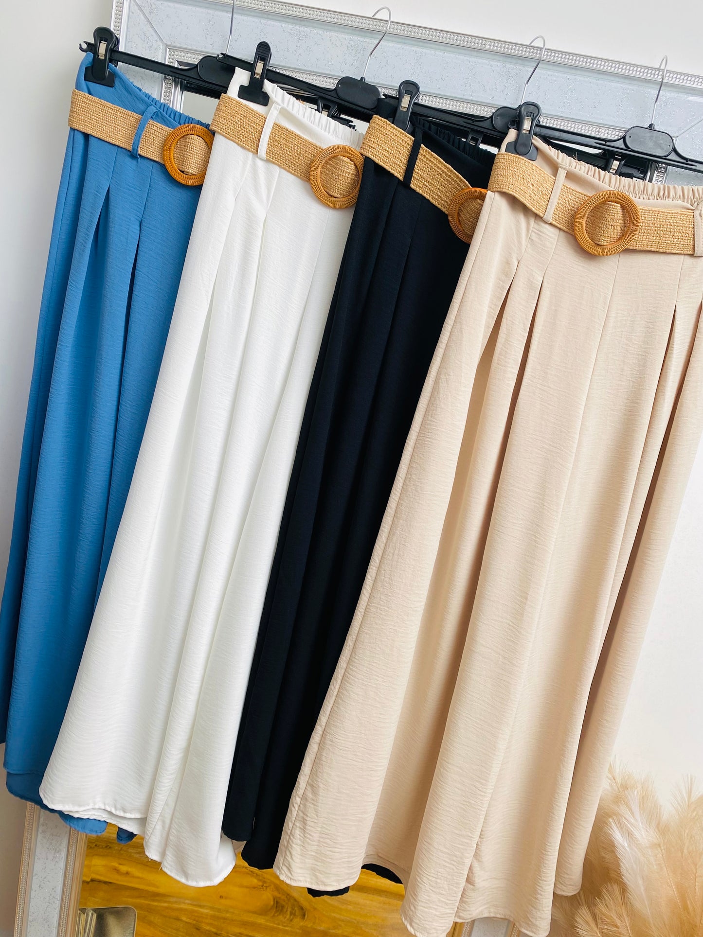 LOXLEY - Plain Belted Wide Leg Trouser In White (CLEARANCE)