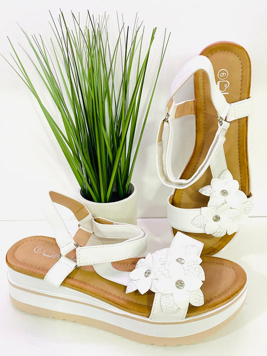 GABON - White Flower Platform Sandal