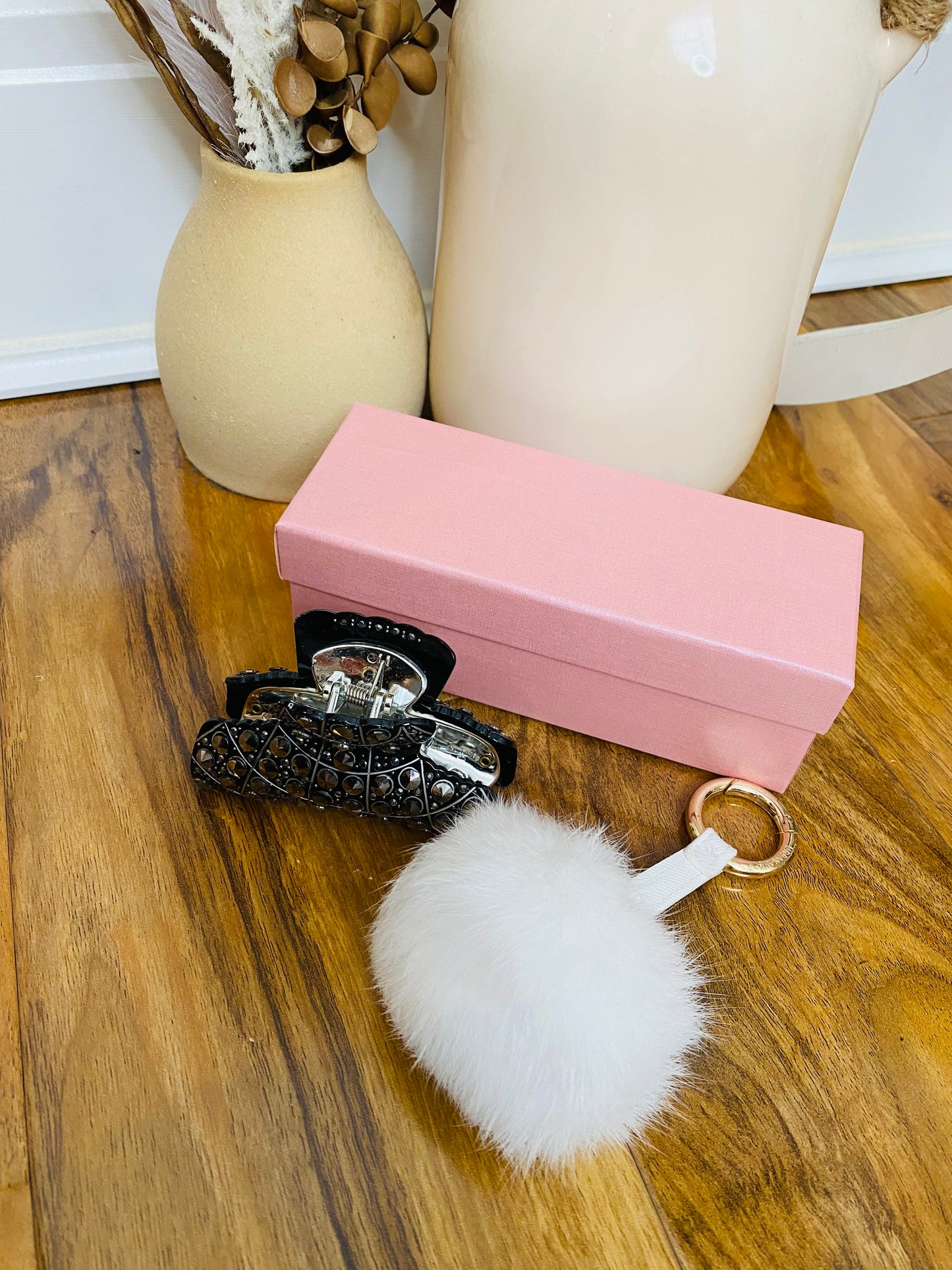 PEWTER HAIR CLIP / POM POM KEYRING / BOX