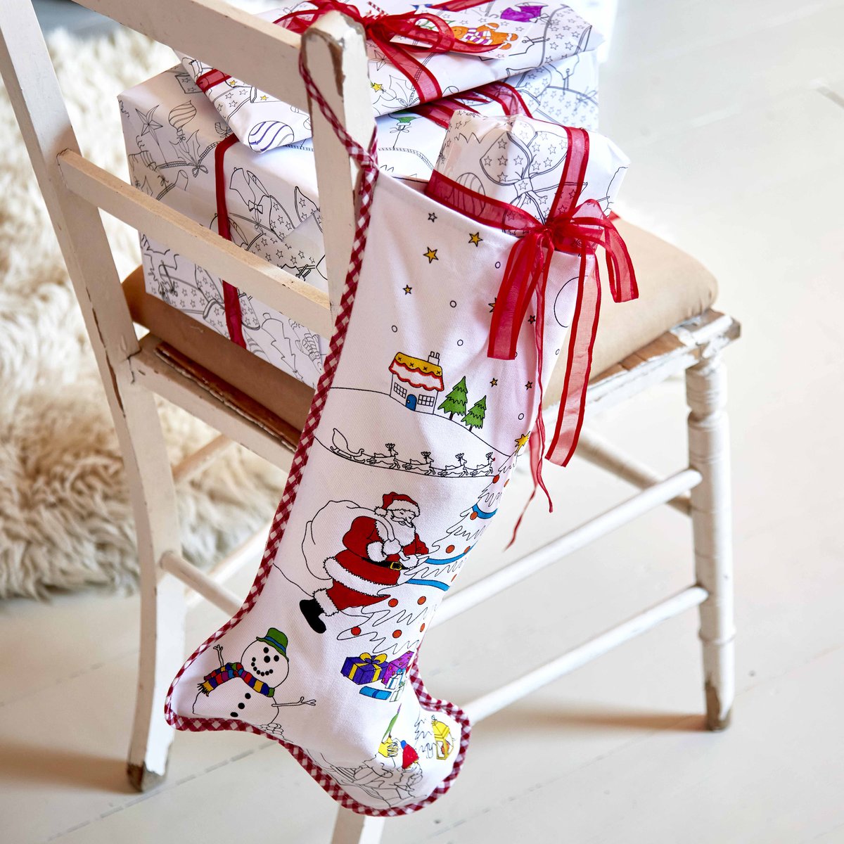 The Christmas Stocking Colouring In Set - Love Faith Hope Boutique Drawing & Painting Kits